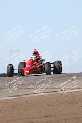 media/Oct-26-2025-CalClub SCCA (Sun) [[8ce1e69566]]/Group 6/Grapevine/